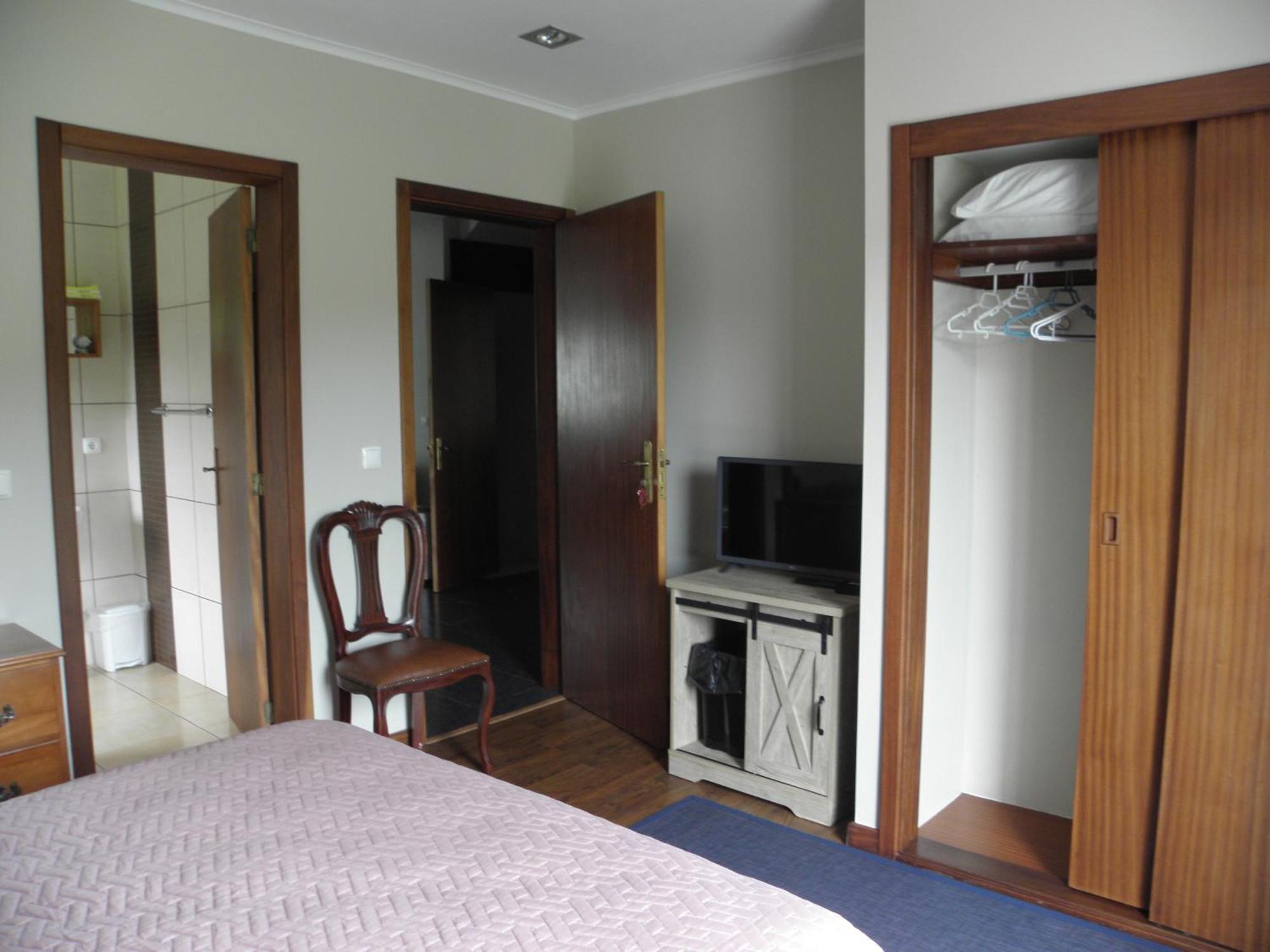 Alice'S House Hotel Horta  Bagian luar foto