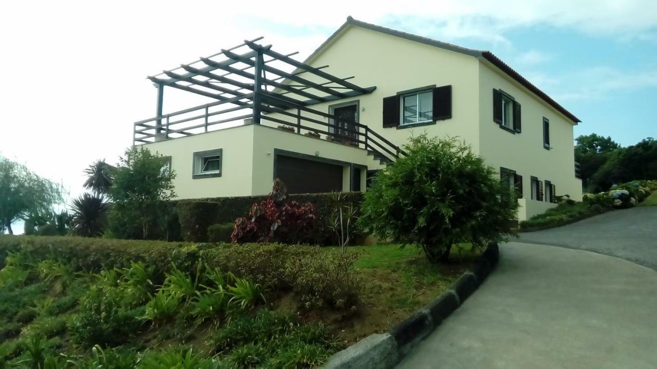 Alice'S House Hotel Horta  Bagian luar foto